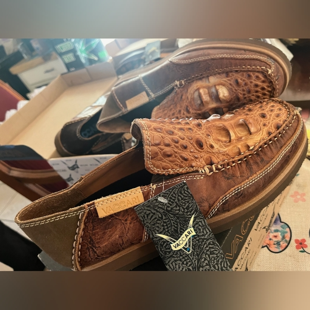 Exotic shoes